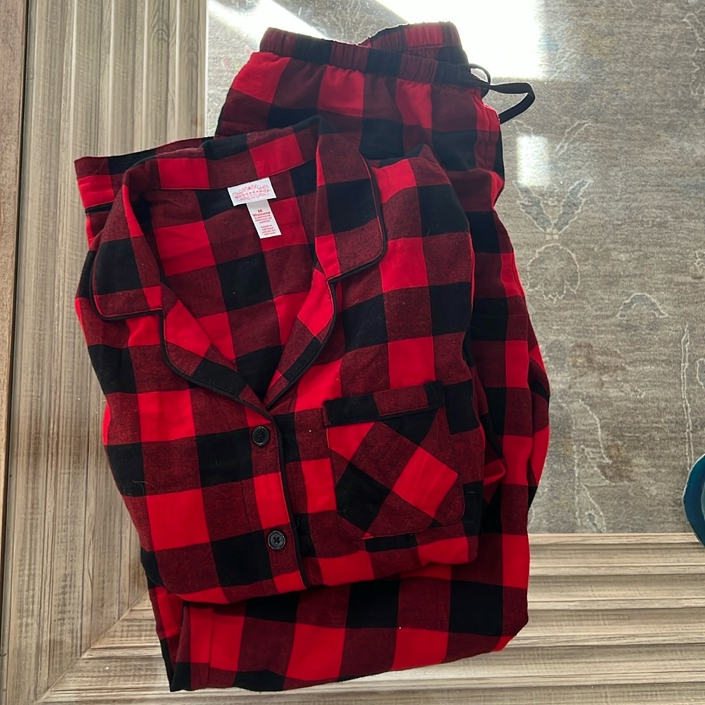 Wonderland women’s Xmas pajamas set